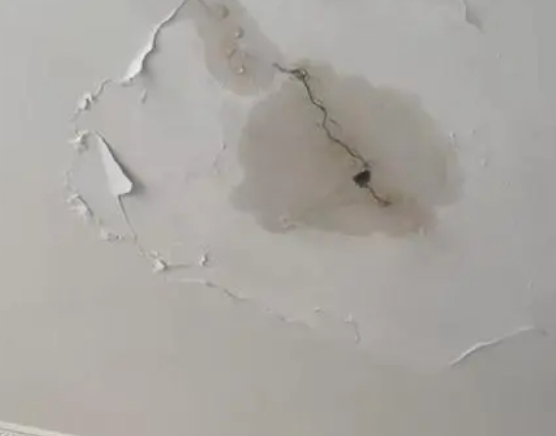 郑州中牟阳台漏水维修公司分享下屋面防水工程质量问题原因分析